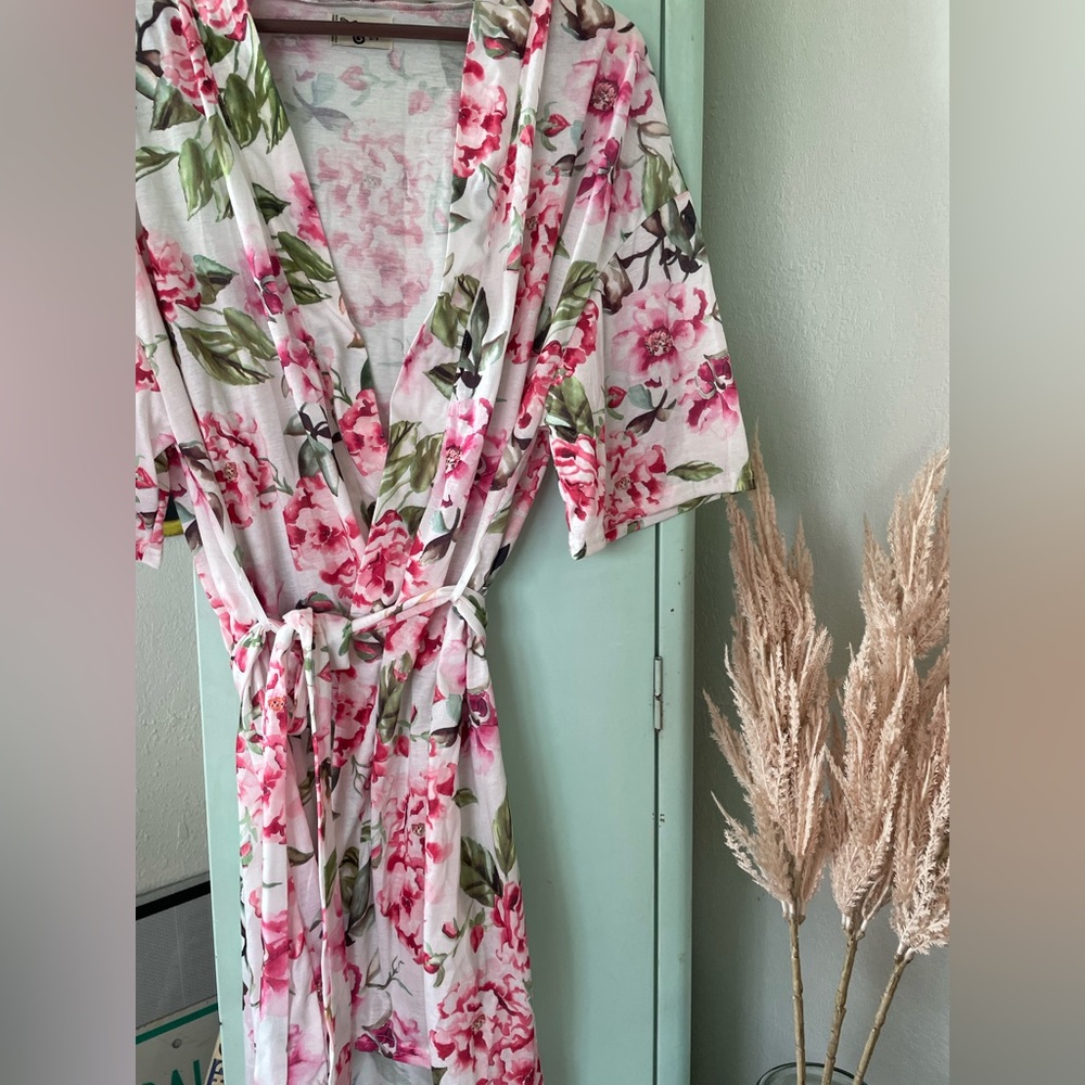 Show Me Your MuMu Floral Robe - Picture 6 of 8